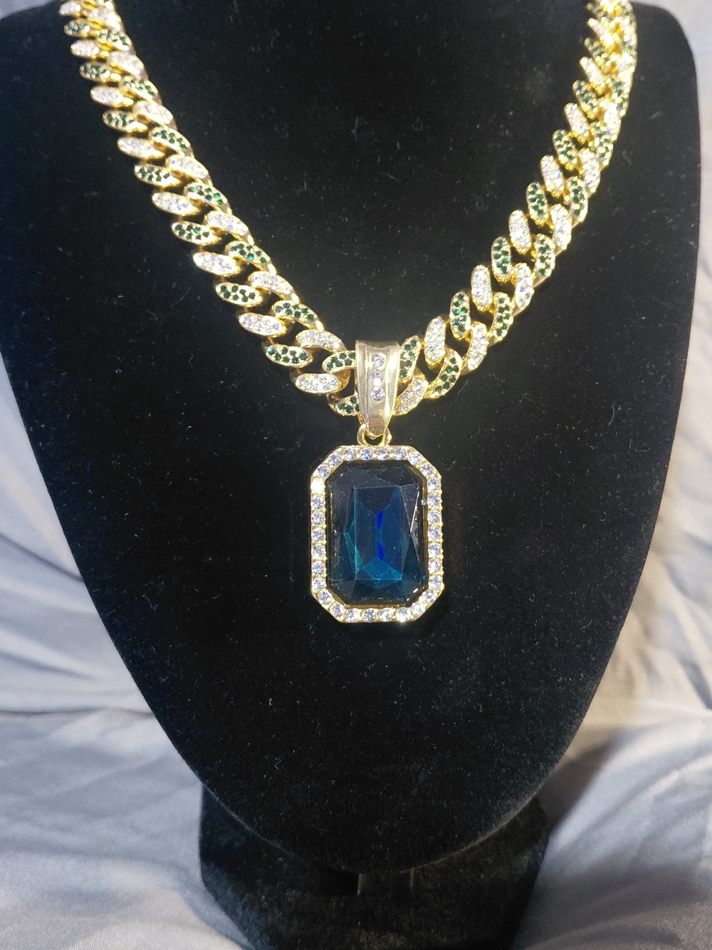 Gold Chain Necklace with Blue Stone Pendant - Picture 3 of 3